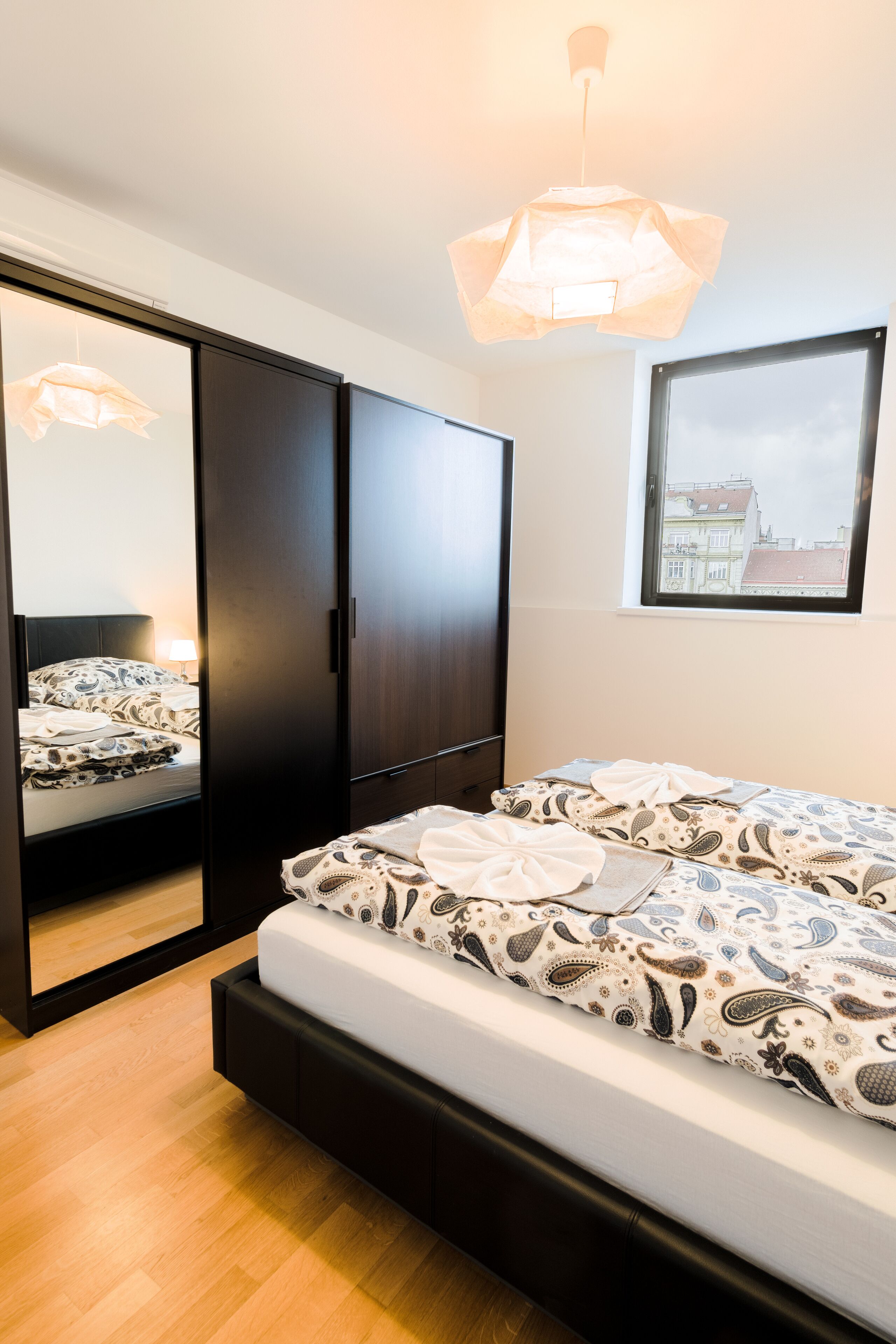 CHARMING PENTHOUSE next to Naschmarkt and Centre