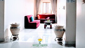 Unclassified image, 5 of 28, button - HOTEL GREEN (Accra)