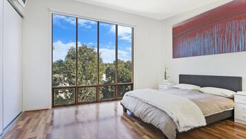 3 chambres, fer et planche à repasser, Wi-Fi