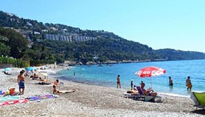 Beach nearby - Detached house, garden, seafront, sea view and Monaco view, 1-4 persons (Roquebrune-Cap-Martin)