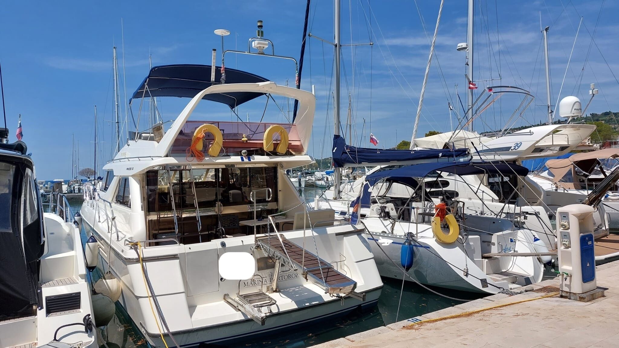 Marina