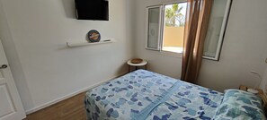 2 bedrooms, iron/ironing board, travel crib, free WiFi