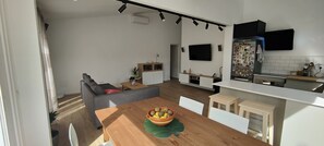 TV, fireplace - Villa with private pool in Cap d'Artrutx. (Cala en Bosc)
