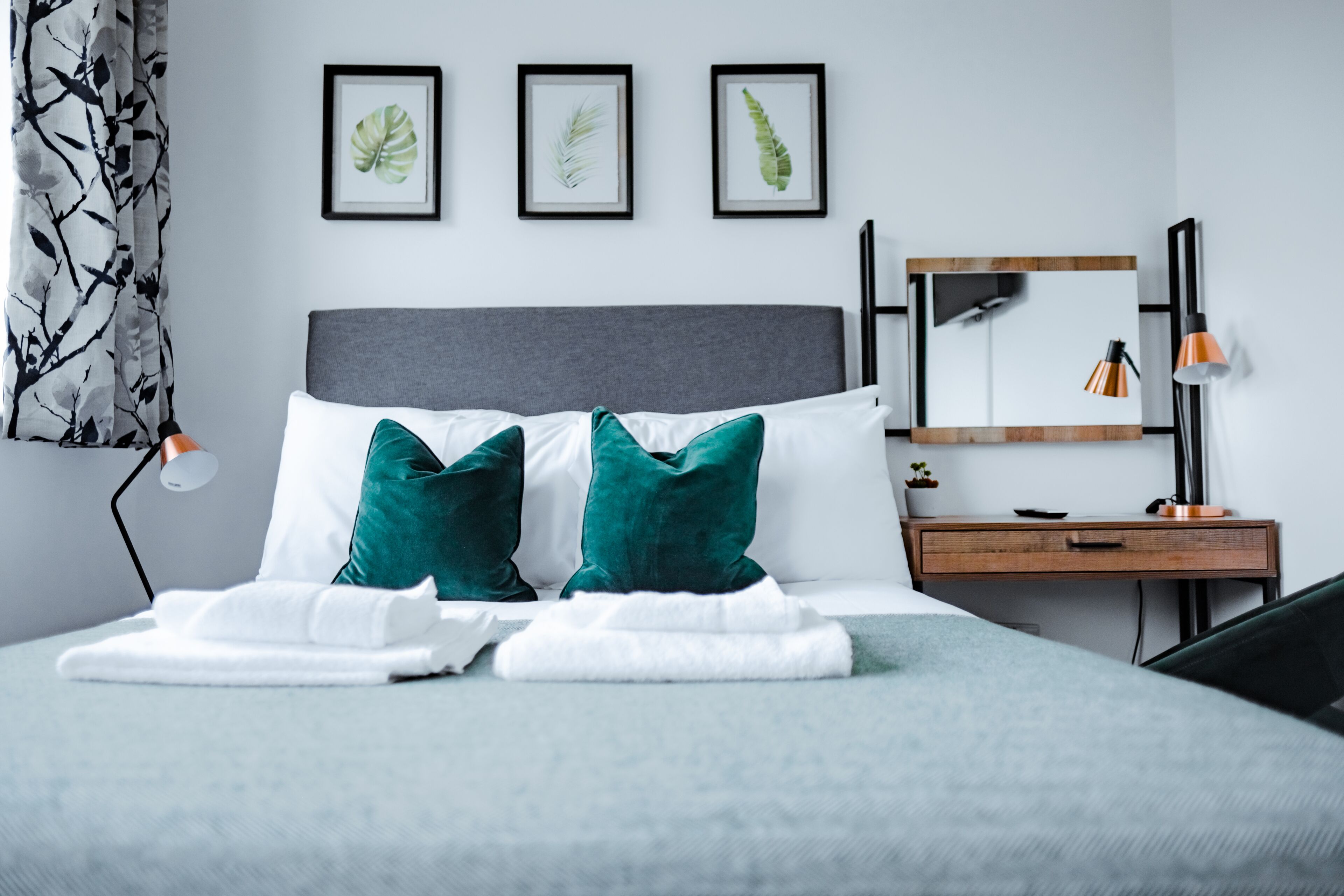 Deluxe Double Room (room 10) | Soundproofing, iron/ironing board, free WiFi, bed sheets