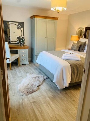 1 chambre, fer et planche à repasser, Wi-Fi, literie fournie