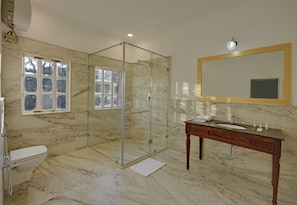 Quarto luxo | Chuveiro