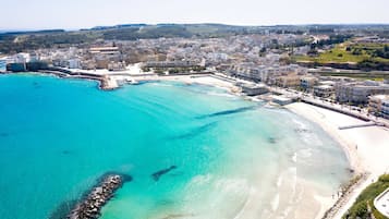 House, 1 Bedroom, Balcony, City View | Exterior