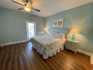 9 bedrooms, Internet, bed sheets