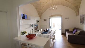 Casa, 2 camere da letto, balcone, vista città | Ristoranti