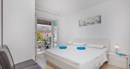 Angela Apartments