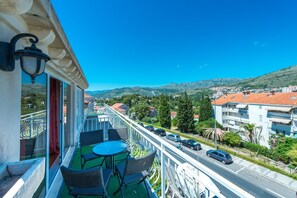 Standard Apartment | Balcony - Angela Apartments (Dubrovnik)