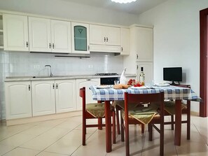 Dining - Sabrina Holiday House in Otranto (Otranto)