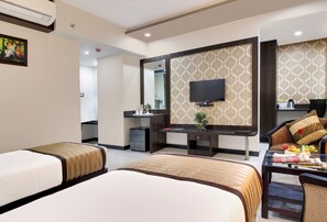 Soundproofing, rollaway beds, bed sheets - Trulyy Rudransh inn (Jodhpur)