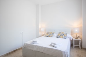 4 bedrooms, iron/ironing board, travel cot, free WiFi
