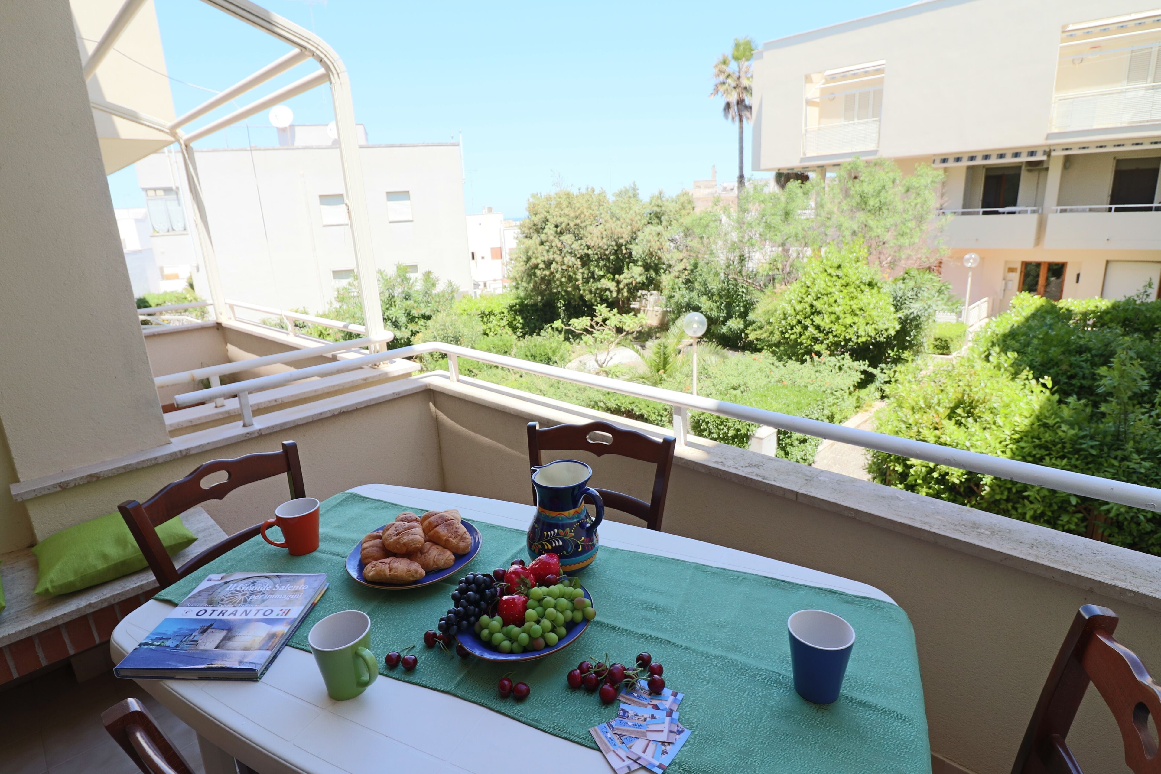 Apartamento, 2 quartos, sacada, vista para a cidade | Sacada