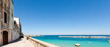 Apartment, 2 Bedrooms, Balcony, City View | Beach