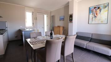 Casa, 2 camere da letto, balcone, vista città | Soggiorno