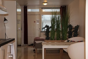 Habitació individual empresarial, 1 dormitori | 1 dormitori, llençols de cotó egipci i roba de llit d'alta qualitat