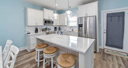 Baywinds Condo 8: Coastal Realty Group