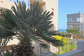 House, 1 Bedroom, Balcony, City View | Property grounds