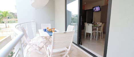 Nhà, 2 phòng ngủ, ban công, quang cảnh thành phố | Ban công