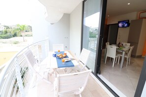 Ferienhaus, 2 Schlafzimmer, Balkon, Stadtblick | Unterkunftsgelände