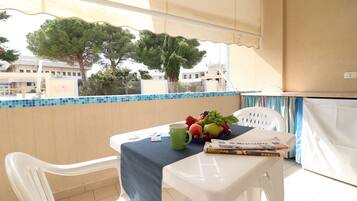 Maison, 1 chambre, balcon, vue ville | Restauration