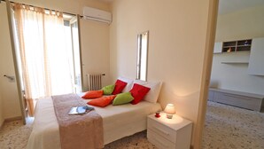Unclassified image, 3 of 44, button - Roberta Holiday House in Otranto (Otranto)
