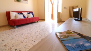 Unclassified image, 4 of 44, button - Roberta Holiday House in Otranto (Otranto)