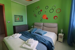 House, 1 Bedroom, Balcony, City View