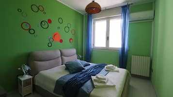 2 bedrooms, iron/ironing board