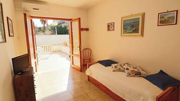 Casa, 2 quartos, vista para o jardim | 3 quartos