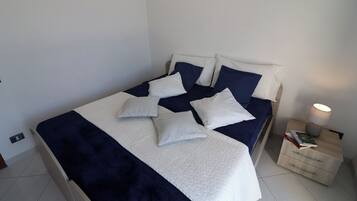 Casa, 2 quartos, sacada, vista para a cidade | 3 quartos