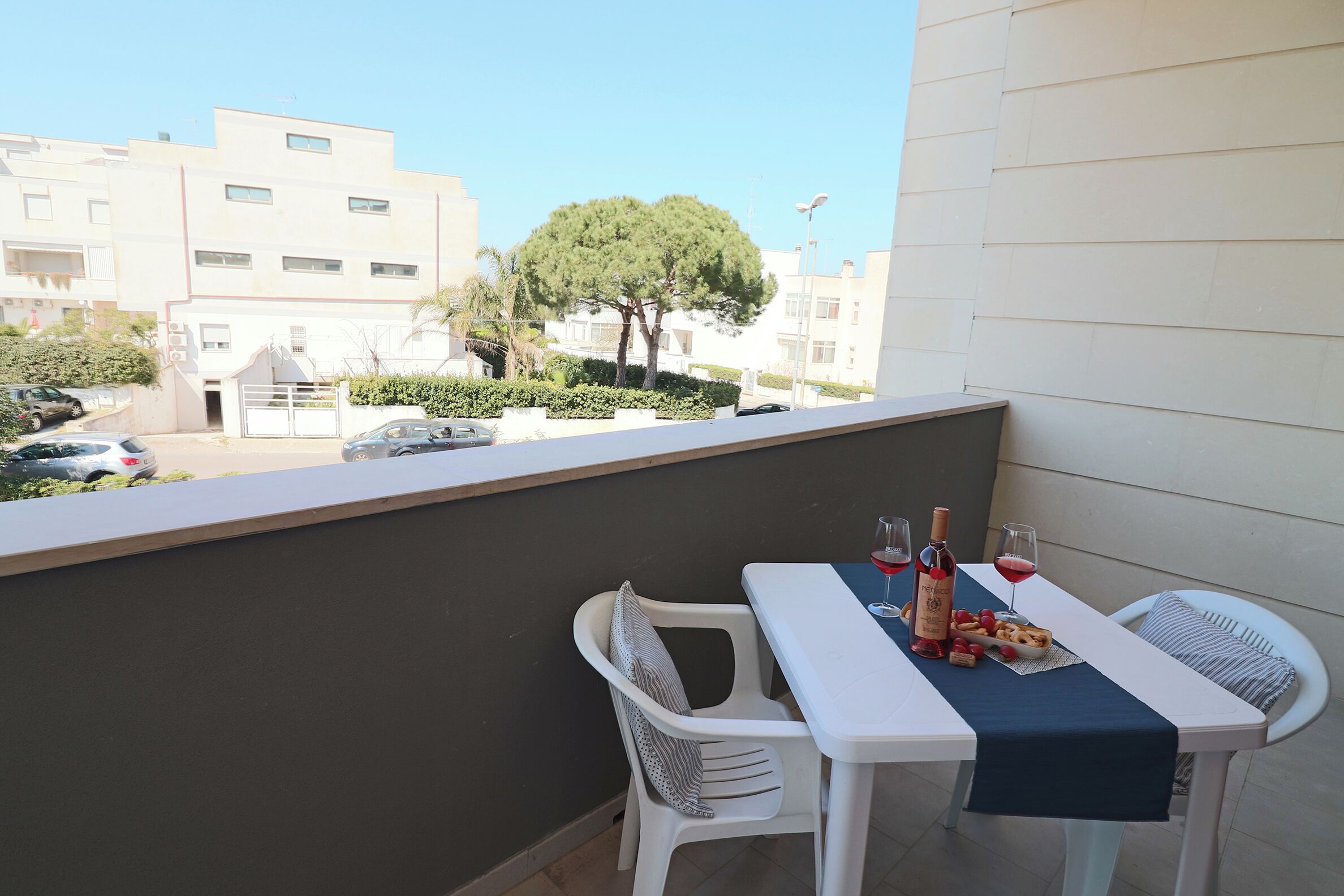Casa, 2 quartos, sacada, vista para a cidade | Sacada