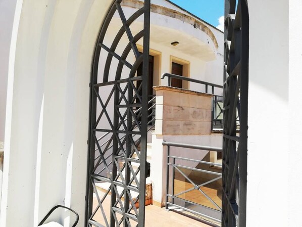 Casa, 2 camere da letto, balcone, vista città | Interni