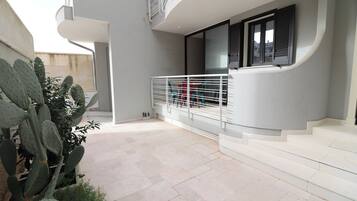 House, 1 Bedroom, Balcony, City View | Balcony