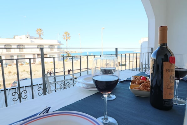 Casa, 1 habitación, balcón, vista a la ciudad | Balcón