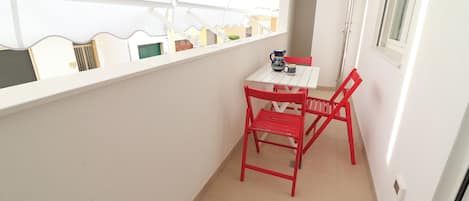 House, 1 Bedroom, Balcony, City View | Balcony