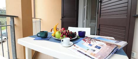 Casa, 2 quartos, sacada, vista para a cidade | Opções para refeição ao ar livre