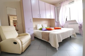 Ferienhaus, 2 Schlafzimmer, Balkon, Stadtblick | 2 Schlafzimmer