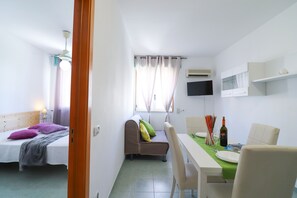 Ferienhaus, 1 Schlafzimmer, Stadtblick | 1 Schlafzimmer, Bügeleisen/Bügelbrett