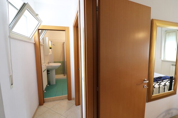 House, 2 Bedrooms, Balcony, City View | 2 bedrooms, iron/ironing board