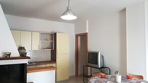 Hus, 2 soverom, balkong, hageutsikt | Spiseområde