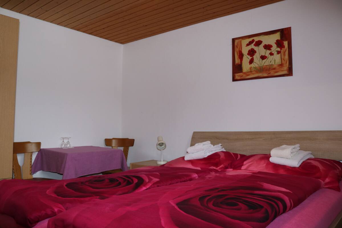 Standard Double Room, 1 Double Bed, Shared Bathroom, Valley View | Free WiFi, bed sheets