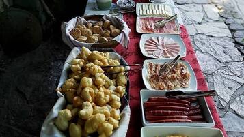 朝食ビュッフェ