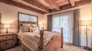 4 habitaciones, tabla de planchar con plancha, cuna de viaje y wifi