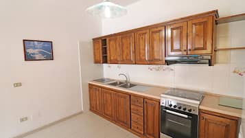 Ferienhaus, 2 Schlafzimmer, Balkon, Stadtblick | Eigene Küche