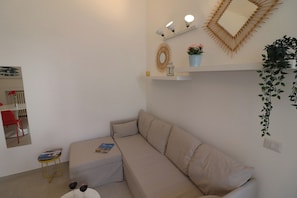 House, 1 Bedroom, Terrace, City View | 2 bedrooms, iron/ironing board - Casa Vacanze "aura" a Otranto 4 Posti (Otranto)