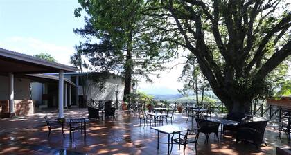 Far Hills Country Hotel