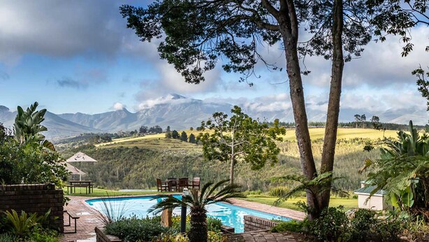 Property grounds - Far Hills Country Hotel (Wilderness)